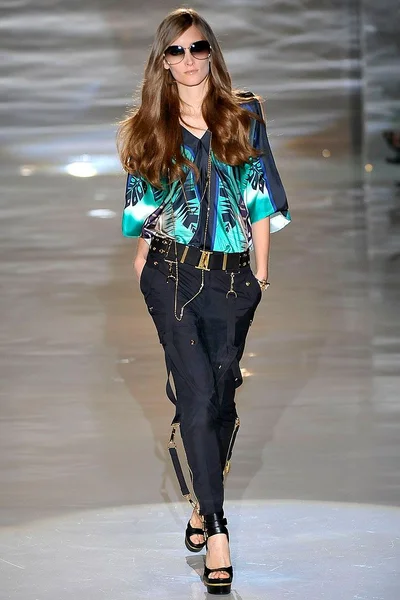 Look 31